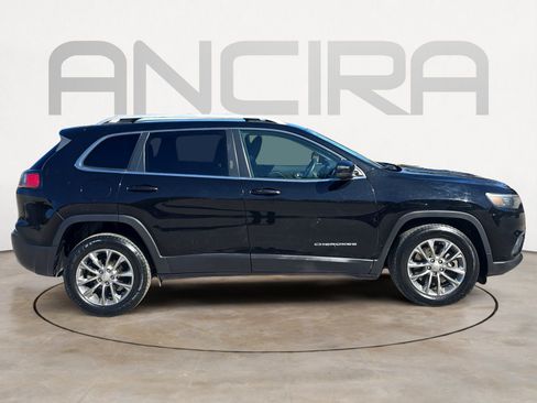 Used 2020 Jeep Cherokee Latitude Plus image 11