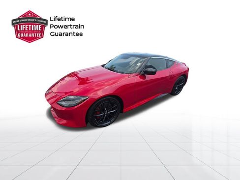 Certified 2025 Nissan Z Performance w/ Floor Mat Package RWD image 1