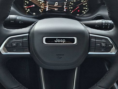 New 2026 Jeep Compass Latitude AWD/4WD image 22
