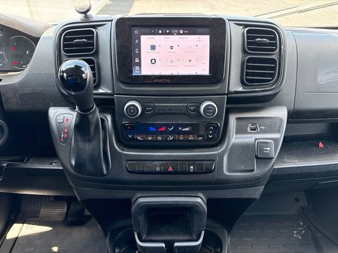 Used 2025 RAM ProMaster 2500 w/ U-Haul Equipment Group FWD image 6