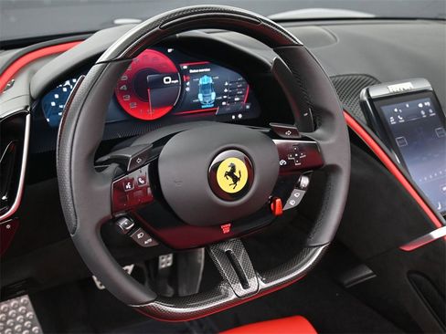 Used 2024 Ferrari Roma Spider image 10