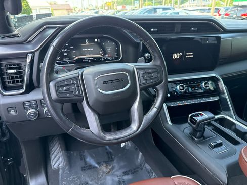 Used 2023 GMC Sierra 1500 Denali Ultimate AWD/4WD image 14