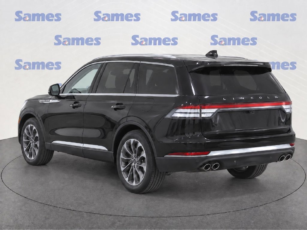 Used 2025 Lincoln Aviator Reserve w/ Illumination Package RWD image 4