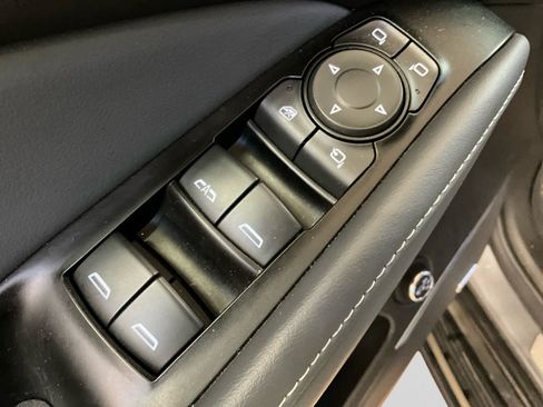 Used 2020 Buick Enclave Premium w/ LPO, Luxury Package FWD image 30