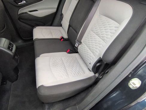 Used 2020 Chevrolet Equinox LT image 19