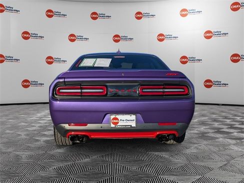 Used 2016 Dodge Challenger SRT image 6