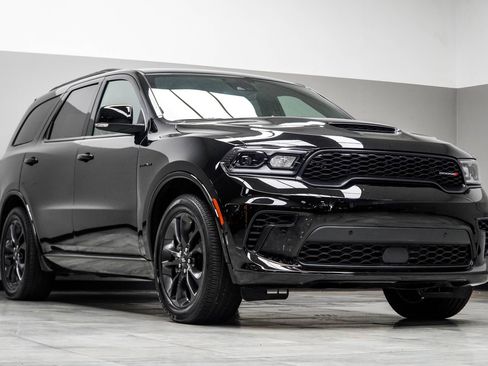 Used 2024 Dodge Durango R/T AWD/4WD image 4