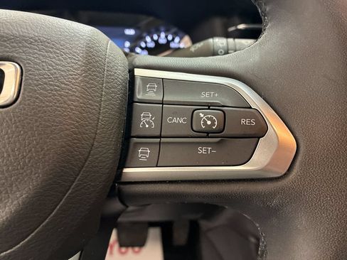 Used 2023 Jeep Compass Limited w/ Sun and Sound Group AWD/4WD image 23