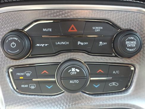 Used 2018 Dodge Challenger SRT Hellcat RWD image 8