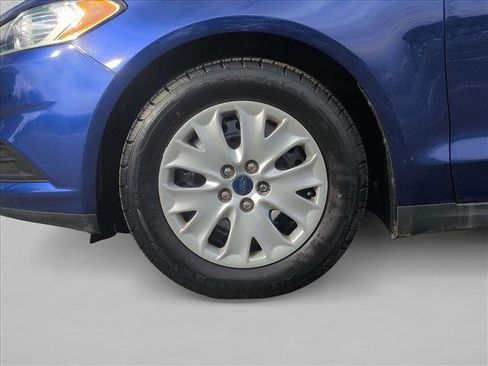 Used 2014 Ford Fusion S image 22