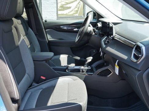 New 2026 Chevrolet TrailBlazer LT w/ Convenience Package AWD/4WD image 11