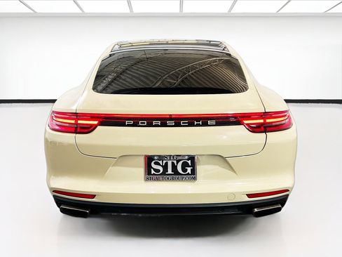 Used 2018 Porsche Panamera 4 w/ Premium Package AWD/4WD image 5