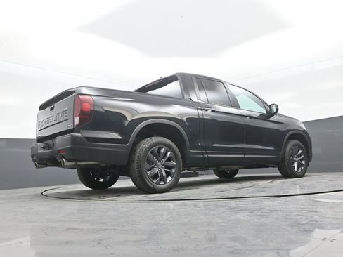 Used 2024 Honda Ridgeline Sport image 19