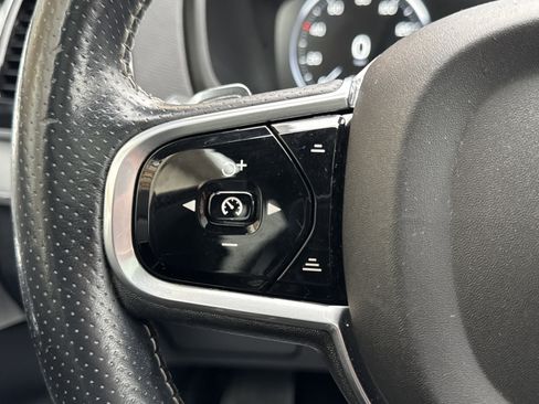 Used 2016 Volvo XC90 T6 R-Design w/ Vision Package image 18