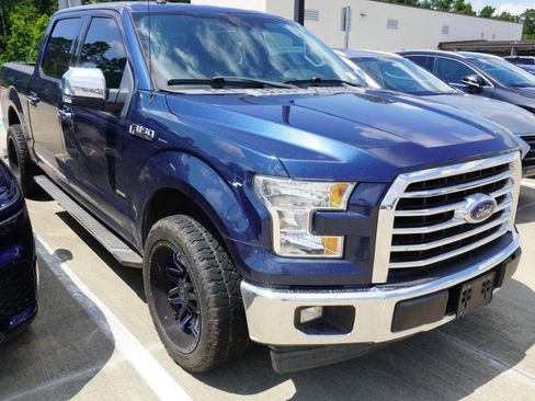 Used 2017 Ford F150 XLT w/ Equipment Group 302A Luxury RWD image 3