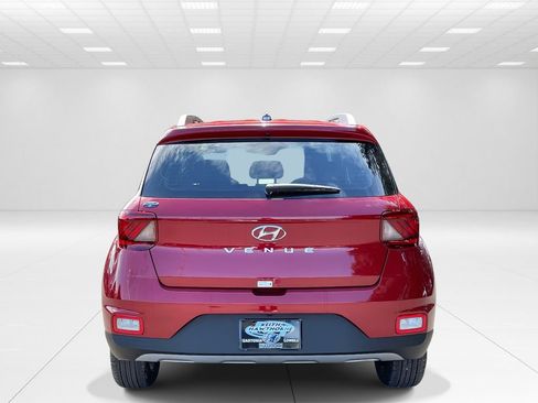 New 2026 Hyundai Venue SEL FWD image 5