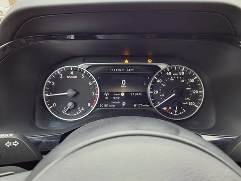 Used 2024 Nissan Pathfinder SV image 41