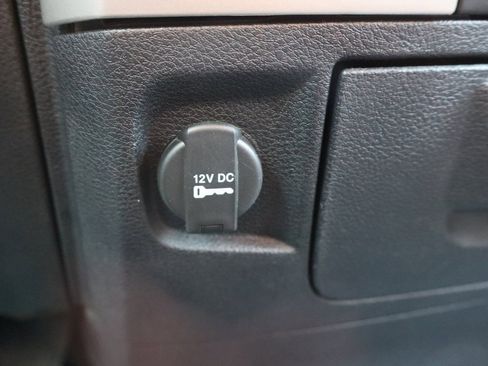 Used 2015 RAM 2500 SLT image 19