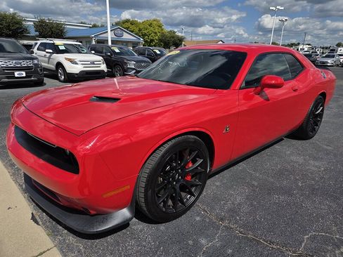 Used 2018 Dodge Challenger R/T Scat Pack w/ Dynamics Package image 7