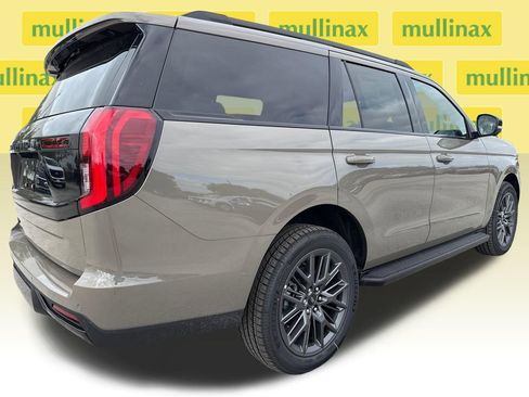 New 2026 Ford Expedition Platinum AWD/4WD image 16