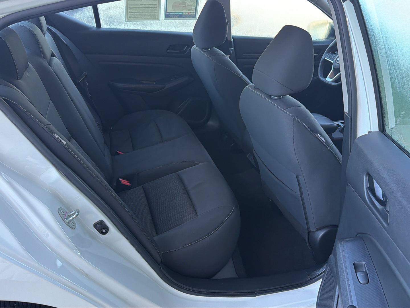 Used 2025 Nissan Altima 2.5 SV FWD image 12