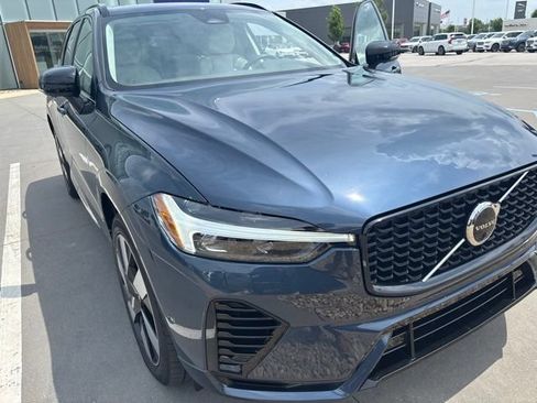Used 2024 Volvo XC60 T8 Plus w/ Protection Package Premier AWD/4WD image 2