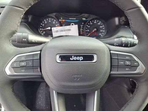 New 2026 Jeep Compass Latitude AWD/4WD image 10