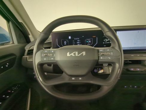 Used 2024 Kia EV9 Wind AWD/4WD image 26