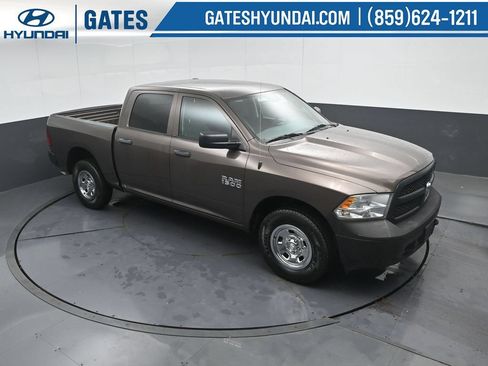 Used 2018 RAM 1500 Tradesman w/ Popular Equipment Group AWD/4WD image 43