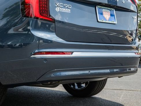 New 2026 Volvo XC90 T8 Core AWD/4WD image 7