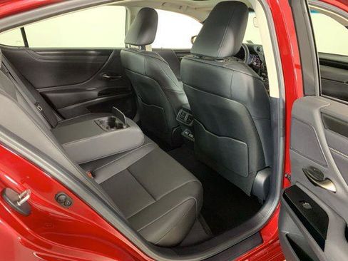 Certified 2025 Lexus ES 350 w/ Accessory Package (Z2) FWD image 37