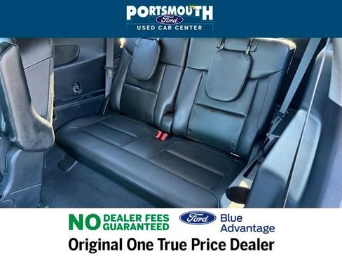 Certified 2022 Ford Explorer XLT w/ Equipment Group 202A image 8