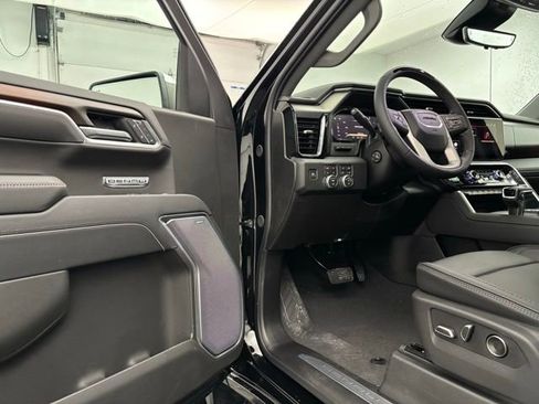New 2026 GMC Sierra 1500 Denali AWD/4WD image 18