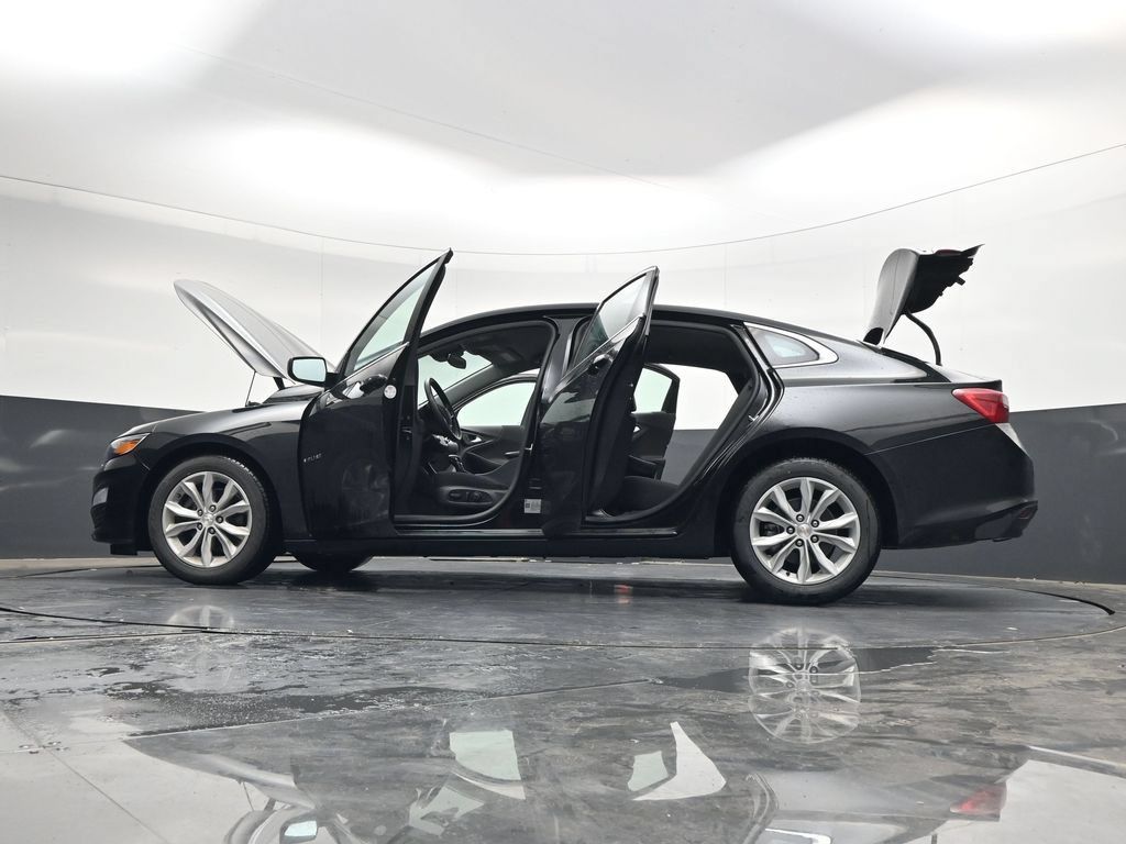 Used 2025 Chevrolet Malibu LT FWD image 34