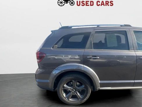 Used 2019 Dodge Journey Crossroad image 8