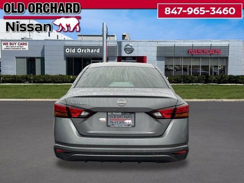 Used 2024 Nissan Altima 2.5 S image 6