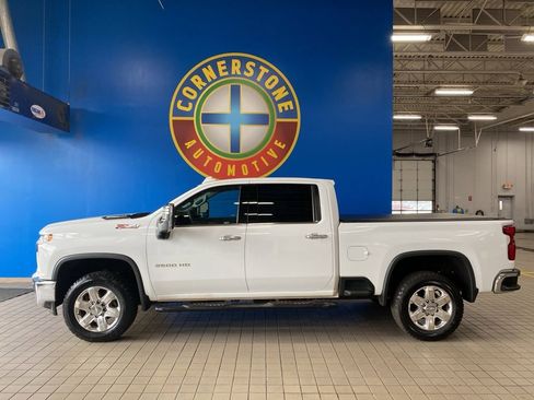 Used 2020 Chevrolet Silverado 3500 LTZ w/ LTZ Premium Package image 17