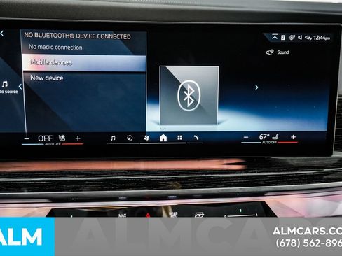 Used 2024 BMW i7 eDrive50 w/ M Sport Package RWD image 37