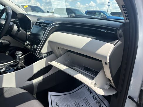 Used 2022 Hyundai Tucson SEL FWD image 21