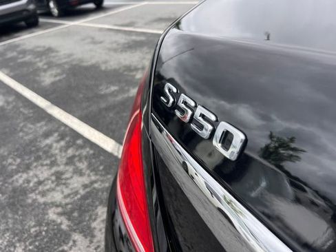 Used 2017 Mercedes-Benz S 550 Sedan image 42