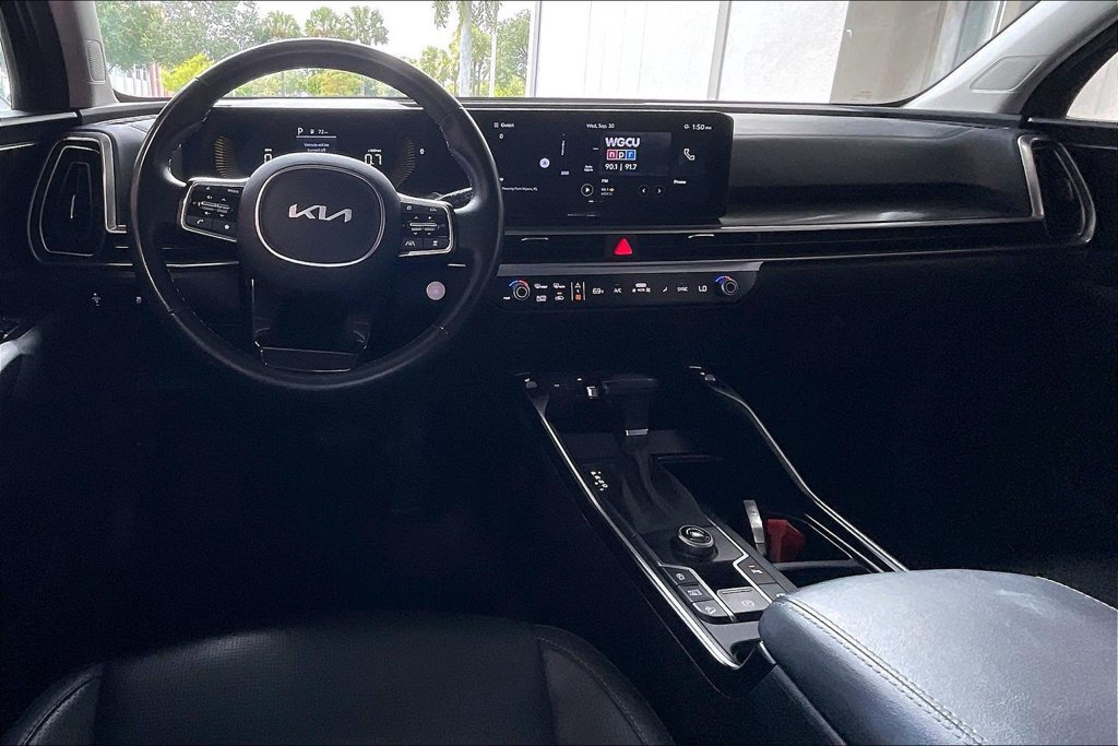 Used 2024 Kia Sorento S FWD image 5