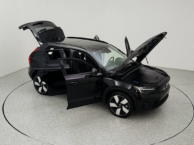 Certified 2023 Volvo XC40 Recharge Ultimate w/ Protection Package Premier AWD/4WD image 25
