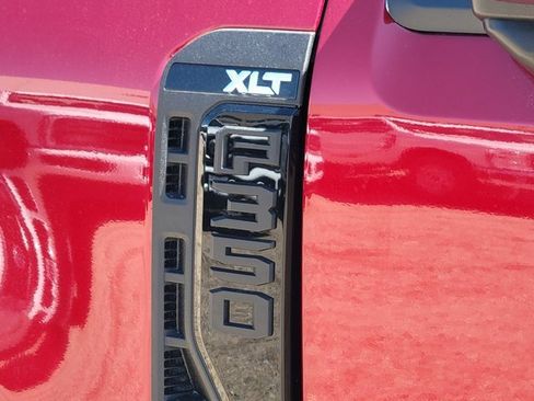 New 2025 Ford F350 XLT w/ Black Appearance Package image 13