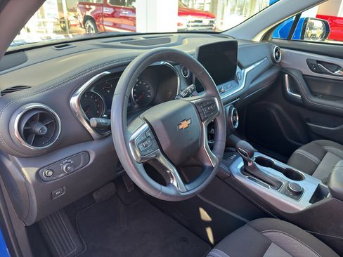 Used 2024 Chevrolet Blazer LT w/ Convenience Package image 8