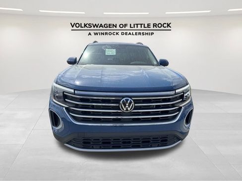 New 2025 Volkswagen Atlas SE image 2