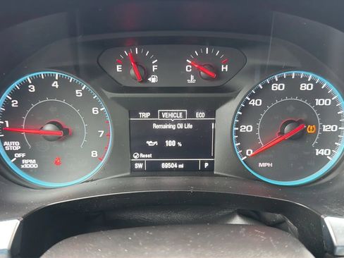 Used 2019 Chevrolet Traverse LS FWD image 16