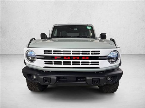 Used 2024 Ford Bronco Heritage Edition AWD/4WD image 9
