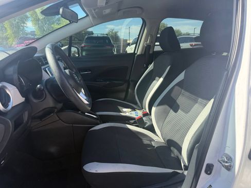 Certified 2021 Nissan Versa SV FWD image 12