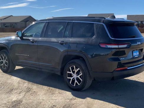 Certified 2024 Jeep Grand Cherokee L Limited image 9