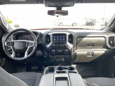 Used 2021 Chevrolet Silverado 1500 RST image 17